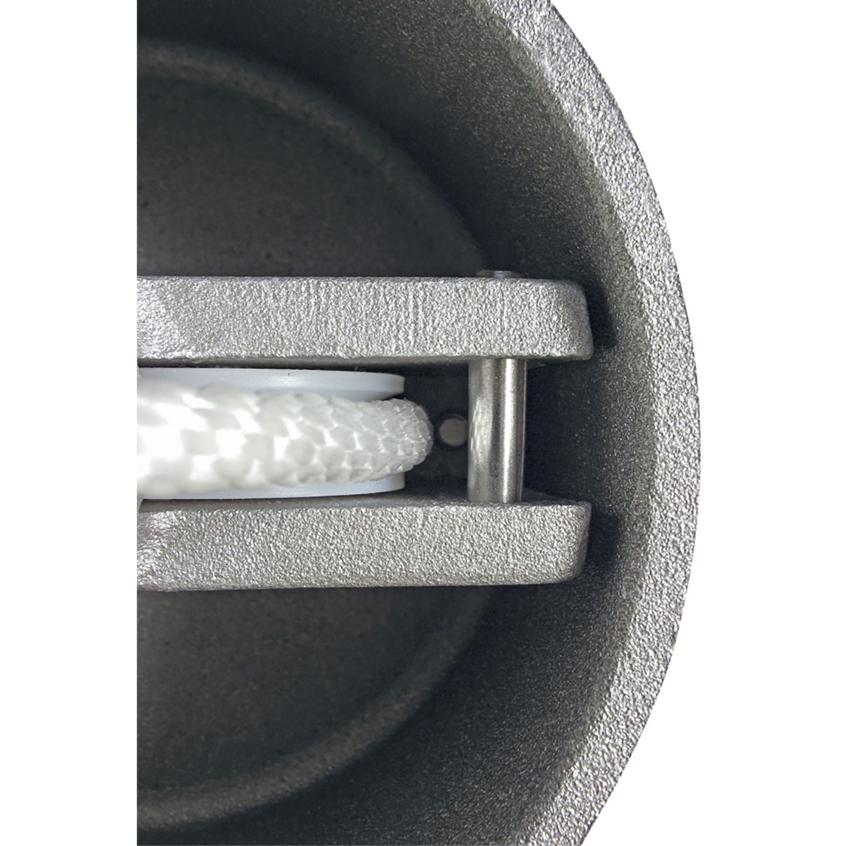 IHT-VS Internal Halyard Single Stationary Rope Style Truck - Image 4